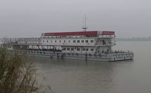 安慶市江豚自然保護區(qū)不斷瘦身 &ldquo;水中大熊貓&rdquo;生境堪憂